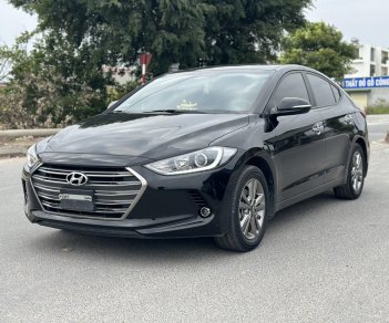 Hyundai Elantra 2019 - Xe màu đen, giá cạnh tranh