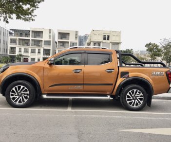 Nissan Navara 2020 - Xe màu nâu