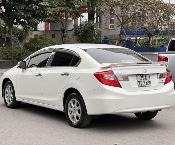 Honda Civic 2013 - Màu trắng, đăng ký lần đầu 2013