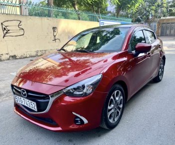 Mazda 2 2018 - Màu đỏ, nhập khẩu nguyên chiếc