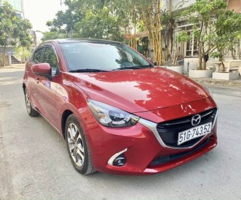 Mazda 2 2018 - Màu đỏ, nhập khẩu nguyên chiếc