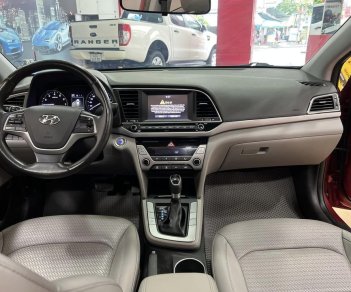 Hyundai Elantra 2016 - Màu đỏ xe gia đình giá hữu nghị