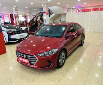 Hyundai Elantra 2016 - Màu đỏ xe gia đình giá hữu nghị