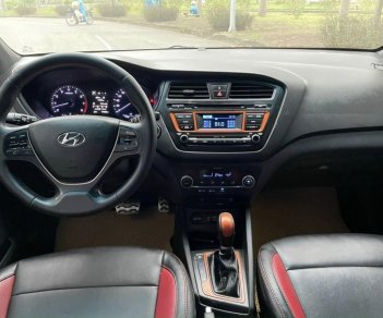 Hyundai i20 Active 2015 - Xe đã đi 7,5 vạn km