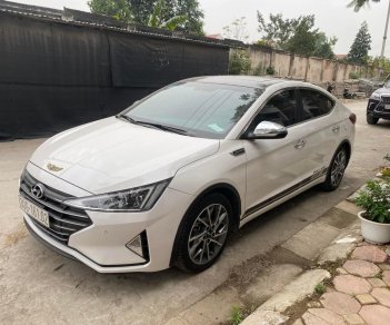 Hyundai Elantra 2019 - Xe gia đình, giá tốt 580tr