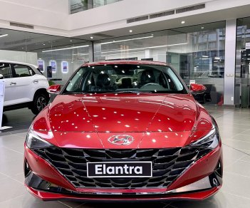 Hyundai Elantra 2022 - Giảm ngay 44tr + Full phụ kiện + trả trước chỉ từ 195tr nhận xe về ngay