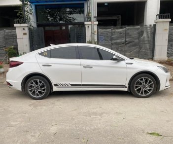 Hyundai Elantra 2019 - Xe gia đình, giá tốt 580tr