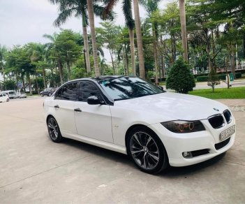 BMW 320i 2009 - Xe gia đình ít chạy