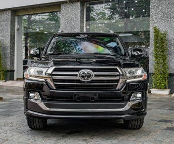 Toyota Land Cruiser 2018 - Nhập Trung Đông, phiên bản đầy đủ phụ kiện