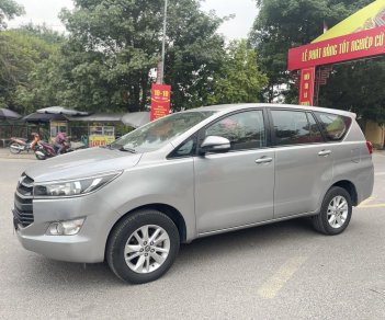 Toyota Innova 2016 - Đăng ký 2017 chính 1 chủ. Lướt đúng 5v km xịn, nguyên 5 lốp, mới quá