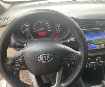 Kia Rio 2015 - Màu bạc, xe nhập số tự động, giá chỉ 350 triệu