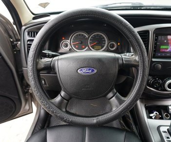 Ford Escape 2013 - Giá 379tr
