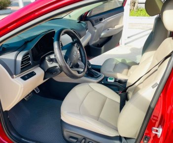 Hyundai Elantra 2020 - Xe gia đình - Cần bán gấp, bảo dưỡng hãng định kỳ, full option, bao check test hãng