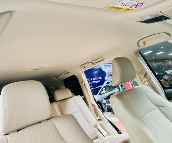 Toyota Land Cruiser Prado 2020 - Rẻ hơn xe mới gần 2 tỷ