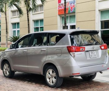 Toyota Innova 2017 - Màu bạc giá cạnh tranh