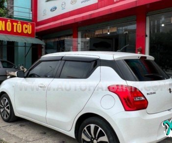 Suzuki Swift 2019 - Màu trắng, xe nhập