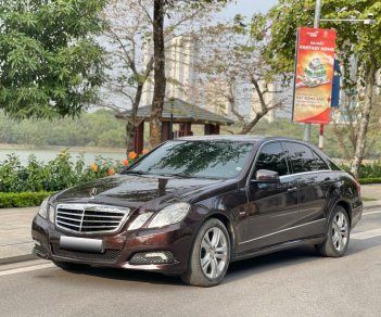 Mercedes-Benz E250 2009 - Biển Hà Nội