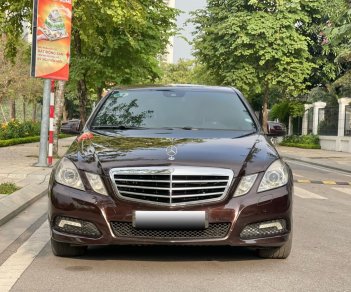 Mercedes-Benz E250 2009 - Biển Hà Nội