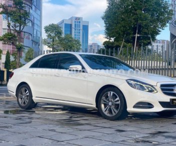 Mercedes-Benz E250 2014 - Màu trắng, nội thất nâu