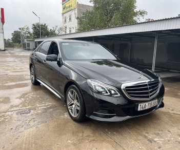 Mercedes-Benz 2013 - Màu đen