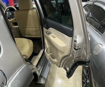 Ford Everest 2008 - Xe gia đình, giá chỉ 285tr