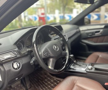 Mercedes-Benz E250 2009 - Biển Hà Nội