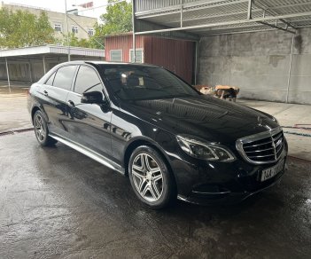 Mercedes-Benz 2013 - Màu đen