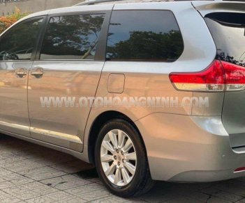 Toyota Sienna 2011 - Sơn zin cả xe