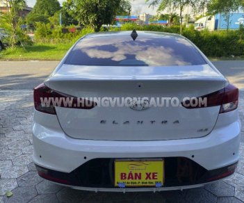 Hyundai Elantra 2020 - Màu trắng, giá 655tr