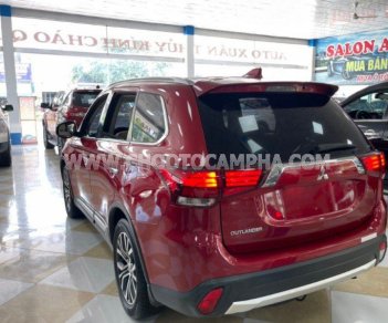 Mitsubishi Outlander 2017 - Màu đỏ, xe nhập