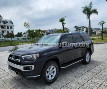 Toyota 4 Runner 2015 - Màu đen, nhập khẩu