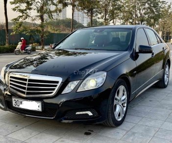 Mercedes-Benz E250 Em cần bán con Mercedes E250 2009 2009 - Em cần bán con Mercedes E250 2009