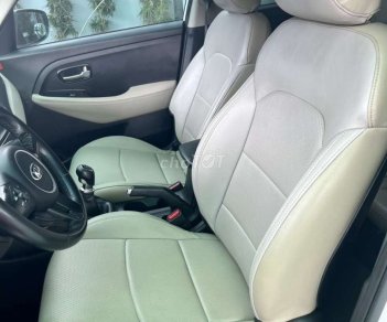 Kia Rondo   ,số sàn đời 2018 ,trắng mới 85% 2018 - Kia Rondo ,số sàn đời 2018 ,trắng mới 85%