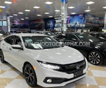 Honda Civic 2019 - Màu trắng, xe nhập