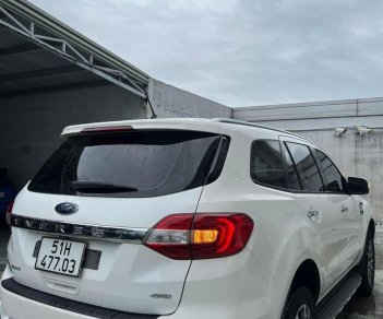 Ford Everest 2020 - Màu trắng