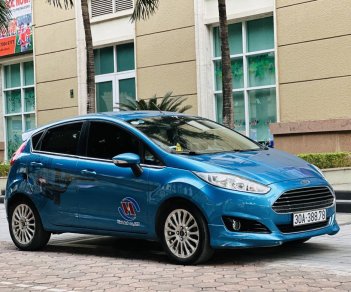 Ford Fiesta 2014 - Màu xanh, 320 triệu