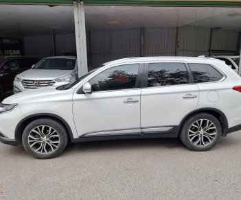 Mitsubishi Outlander 2019 - Cần bán xe nhập giá 740tr