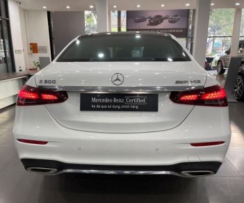 Mercedes-Benz E300 2021 - Màu trắng, chạy lướt 7132 km, bảo hành chính hãng tới 2025