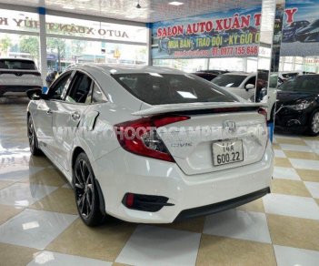 Honda Civic 2019 - Màu trắng giá hữu nghị