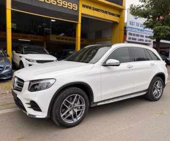 Mercedes-Benz GLC 300 2018 - Xe màu trắng