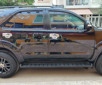 Toyota Fortuner 2015 - Mới 90%, chạy 46.000km