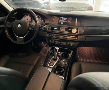 BMW 520i 2016 - Màu đen, nhập khẩu Đức, giá 1,065 tỷ, bank 50% giá trị xe