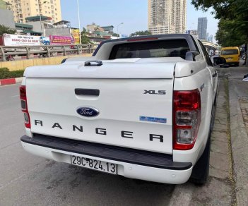 Ford Ranger 2016 - Xe màu trắng, nhập khẩu