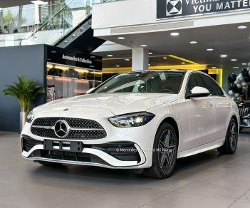 Mercedes-Benz 2022 - Gọi ngay nhận siêu ưu đãi (Giảm phí trước bạ + Bảo hiểm, phụ kiện) - Liên hệ báo giá tốt nhất khu vực miền Nam