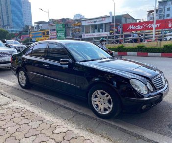 Mercedes-Benz 2004 - Màu đen, nhập khẩu