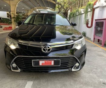 Toyota Camry 2018 - Màu đen, nhập khẩu
