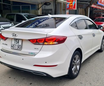 Hyundai Elantra 2019 - Cần bán gấp xe đăng ký năm 2019 ít sử dụng, giá tốt 495tr