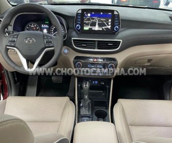 Hyundai Tucson 2021 - Xe màu đỏ, giá 945tr