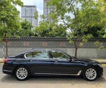 BMW 730Li 2018 - Màu xanh cavansite, nội thất kem, nhập khẩu, xe cực đẹp giá cực hợp lý