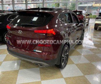 Hyundai Tucson 2021 - Xe màu đỏ, giá 945tr